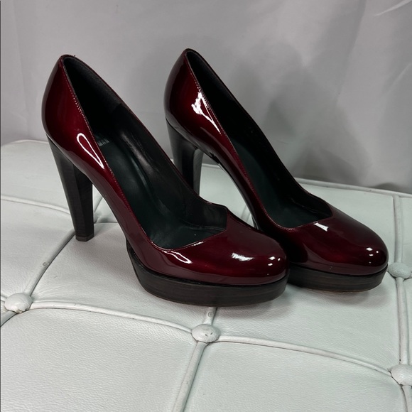 Stuart Weitzman Dark Red Heels - Picture 2 of 7